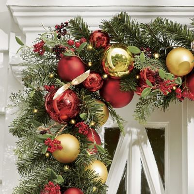Holiday Tradition Cordless Garland
