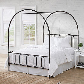 Terrace Canopy Bed