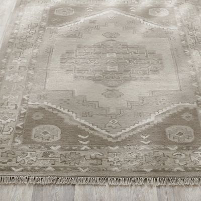Odie Hand Tufted Wool Rug