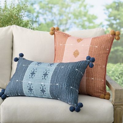 Grandin road christmas online pillows