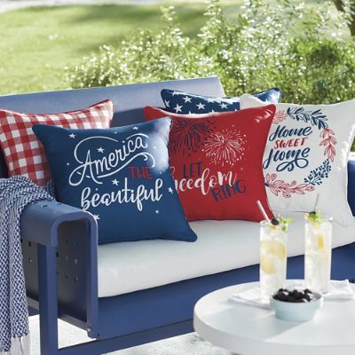 Outdoor patriotic throw on sale pillows