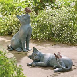 Curious Cat Garden Statue