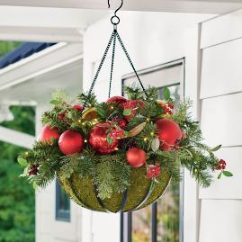 Holiday Tradition Cordless Hanging Basket