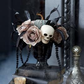 Gothic Skull Arrangement
