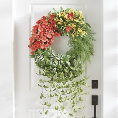 Wreaths - Indoor/Outdoor & Holiday Wreaths