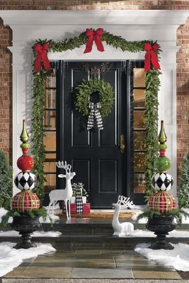 Christmas Decor Front Porch Christmas Day   BLOG Christmas Front Door Red And Black Decor