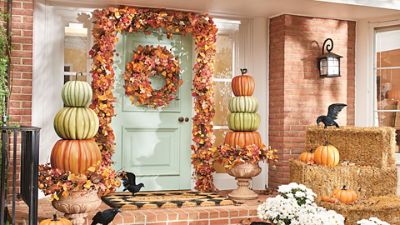 Grandin Road Dazzles Again with Halloween Decor - Mr. and Mrs. Halloween